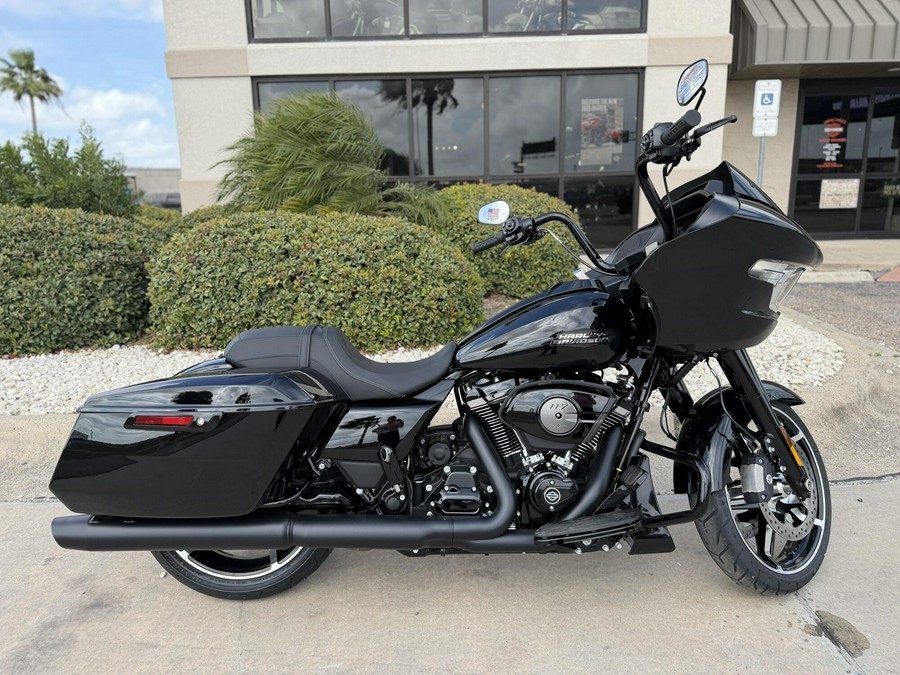 2026 Harley-Davidson Road Glide VIVID BLACK