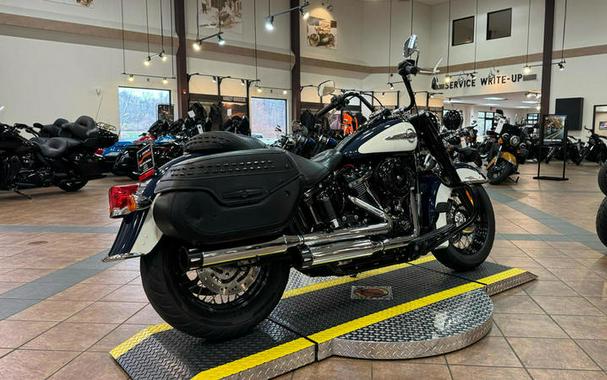 2019 Harley-Davidson® FLHC - Softail® Heritage Classic