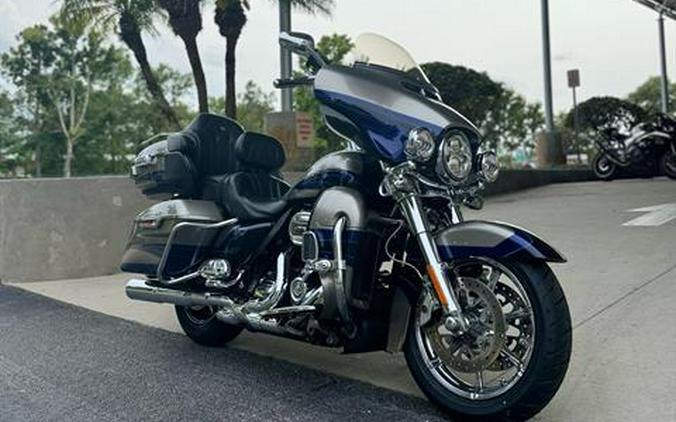 2017 Harley-Davidson CVO™ Limited