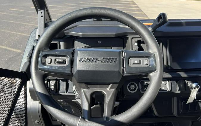 2026 Can-Am® Defender MAX XT HD11 With 10.25 in.display