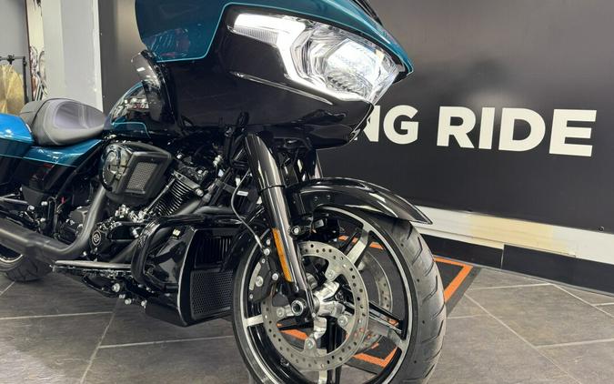 2026 Harley-Davidson® Road Glide® Teal Thunder / Vivid Black Black Trim