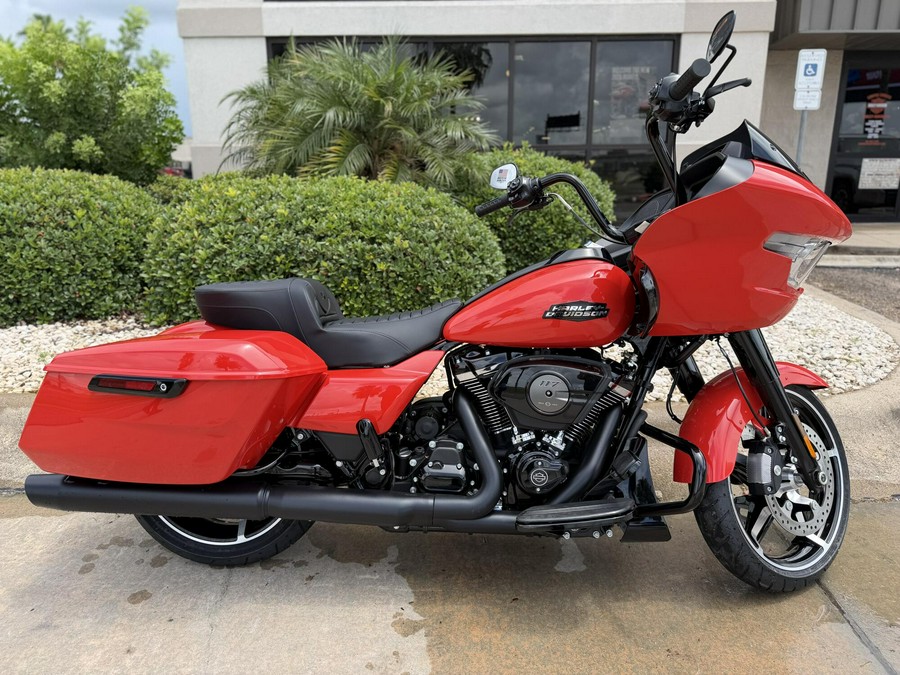 2026 Harley-Davidson Road Glide BLOOD ORANGE