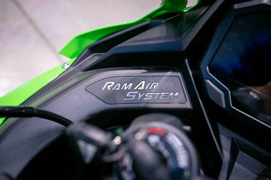 2024 Kawasaki Ninja® ZX™-4RR 40th Anniversary Edition ABS