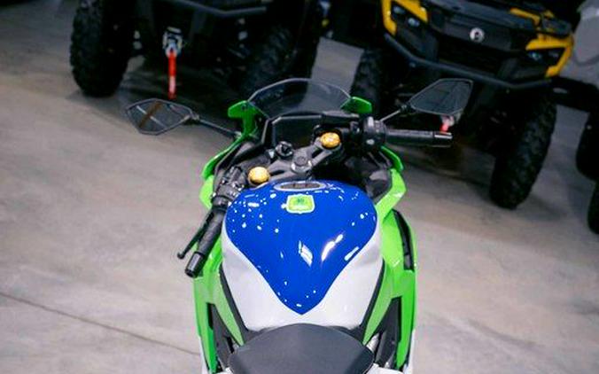 2024 Kawasaki Ninja® ZX™-4RR 40th Anniversary Edition ABS