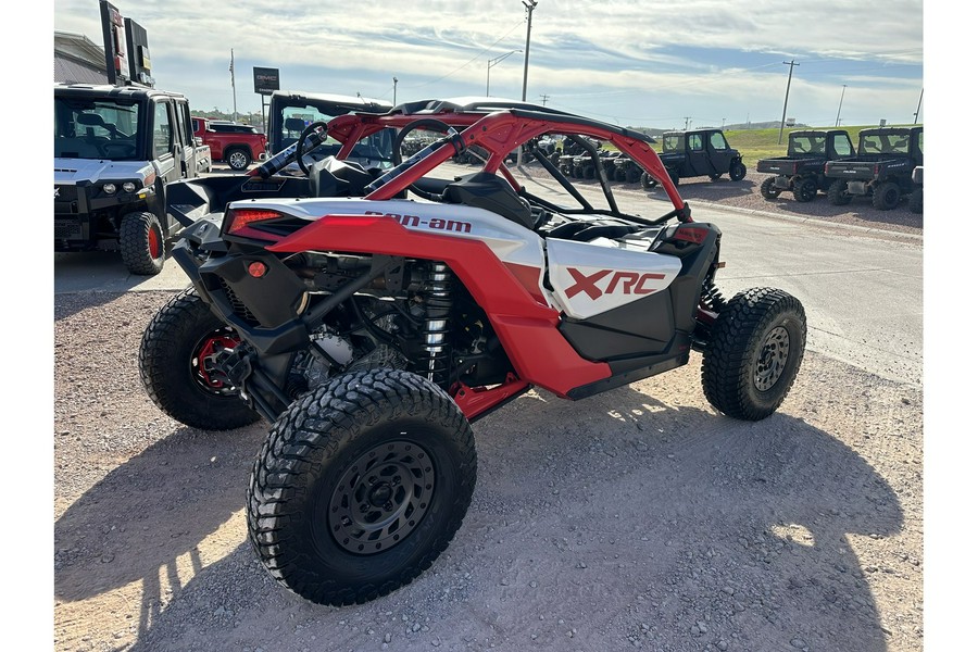 2024 Can-Am Maverick X3 X RC Turbo RR 72 White & Red