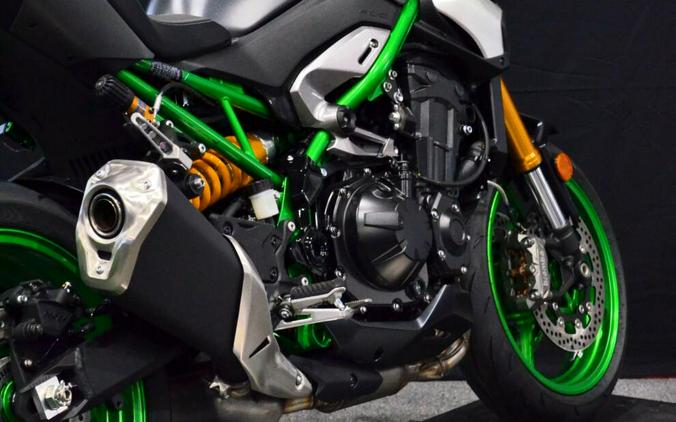 2026 Kawasaki Z900 SE ABS
