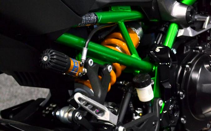 2026 Kawasaki Z900 SE ABS