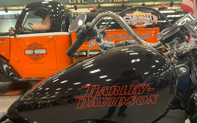 2024 Harley-Davidson Softail Standard FXST