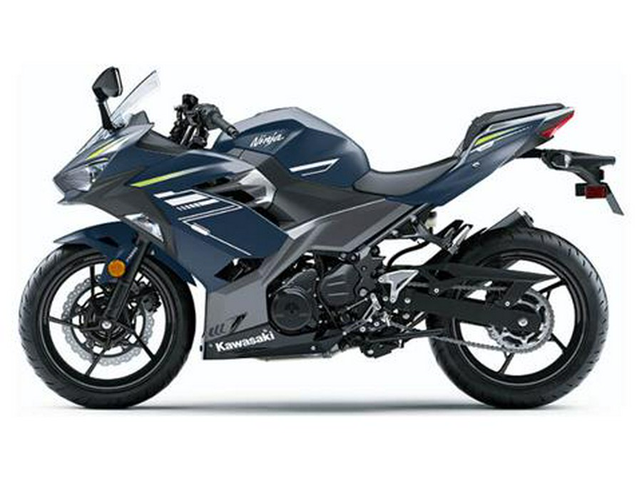 2022 Kawasaki Ninja 400