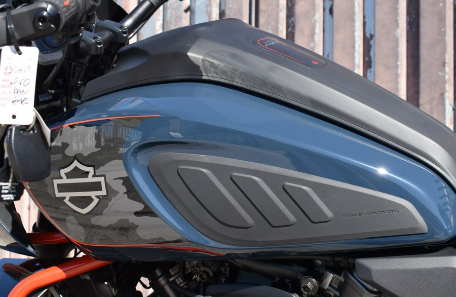 2025 Harley-Davidson® CVO™ Pan America® RA1250SE