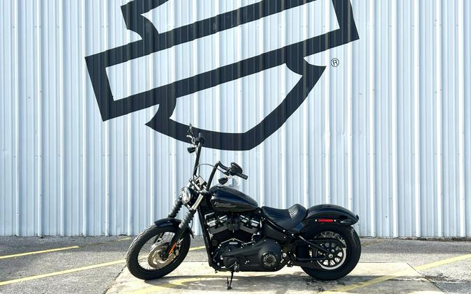 2020 Harley-Davidson® Street Bob® Vivid Black