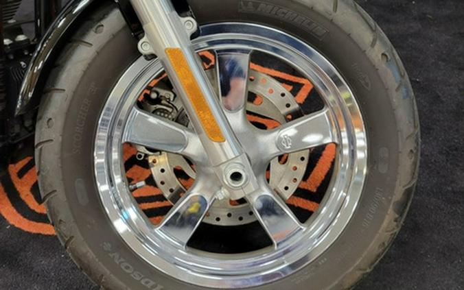 2014 Harley-Davidson Sportster XL1200C - 1200 Custom