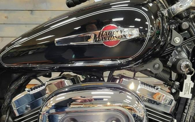 2014 Harley-Davidson Sportster XL1200C - 1200 Custom