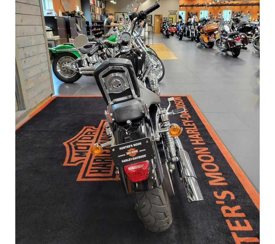 2014 Harley-Davidson® XL1200C - Sportster® 1200 Custom