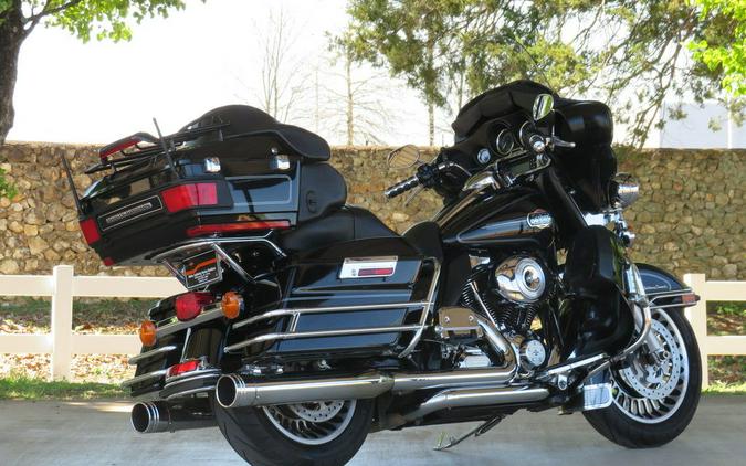 2012 Harley-Davidson® FLHTCU - Electra Glide® Ultra Classic