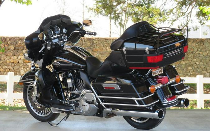 2012 Harley-Davidson® FLHTCU - Electra Glide® Ultra Classic