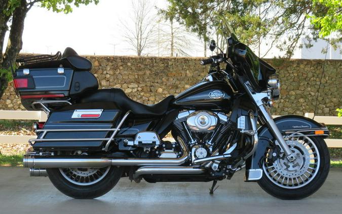 2012 Harley-Davidson® FLHTCU - Electra Glide® Ultra Classic