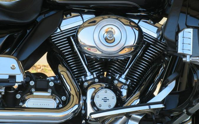 2012 Harley-Davidson® FLHTCU - Electra Glide® Ultra Classic