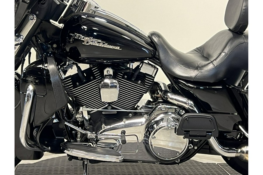 2007 Harley-Davidson® Street Glide™ Base FLHX