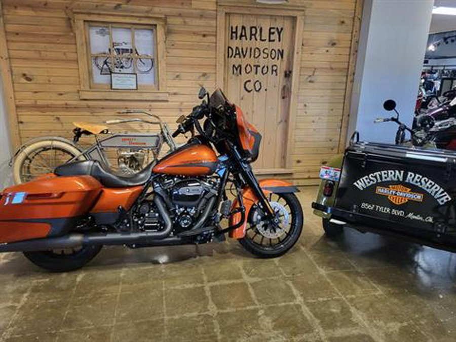 2019 Harley-Davidson Street Glide® Special