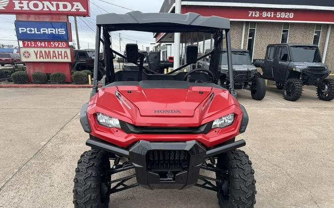 2025 Honda® Pioneer 1000 Deluxe