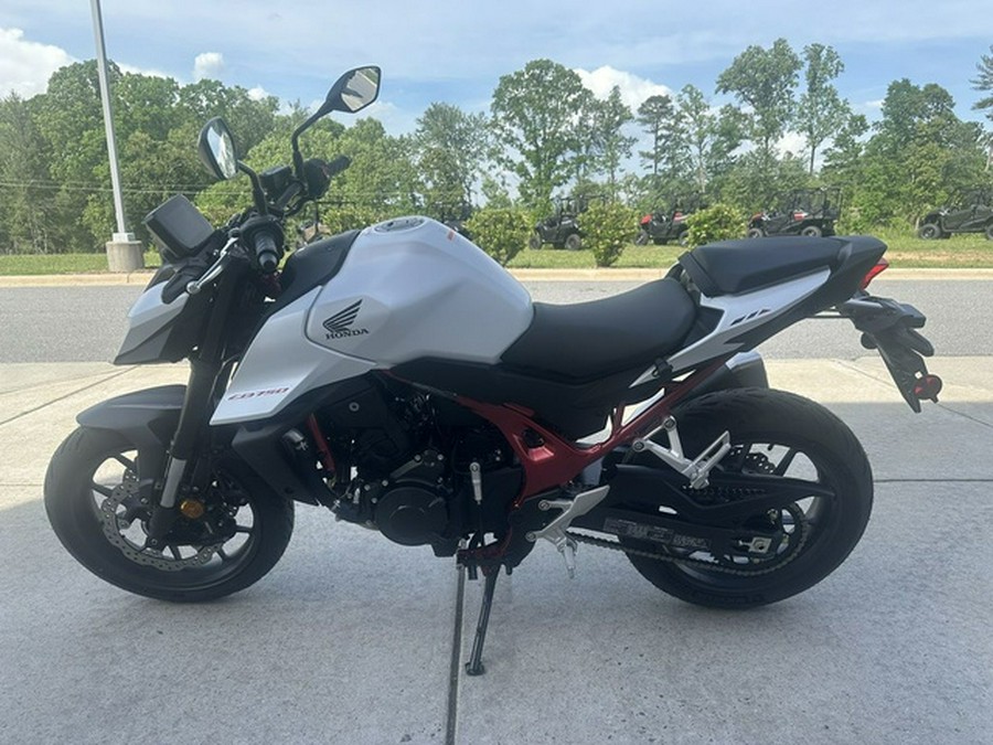 2025 Honda CB750 Hornet