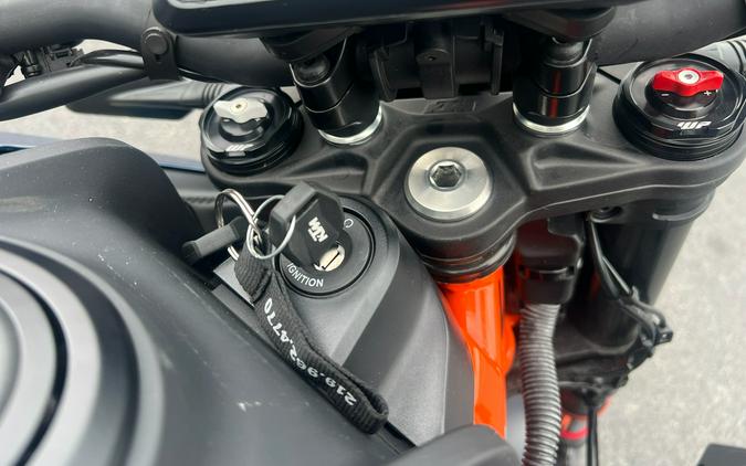 2025 KTM 390 Duke