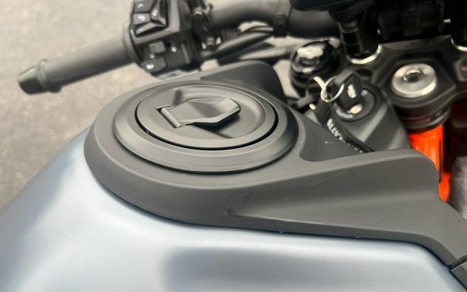 2025 KTM 390 Duke