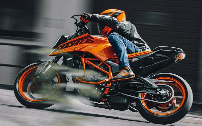 2025 KTM 390 Duke