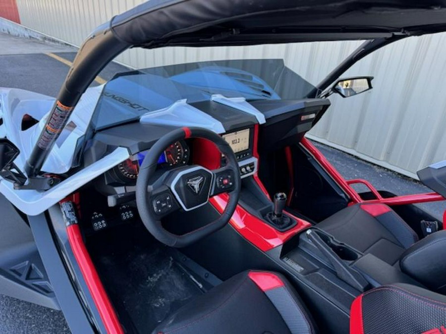 2024 Polaris Slingshot® ROUSH® Edition Manual