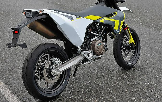 2022 HUSQVARNA 701 Supermoto