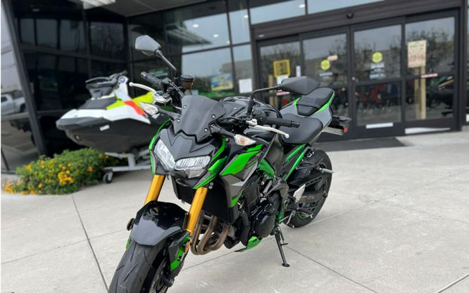 2024 Kawasaki Z900 SE ABS