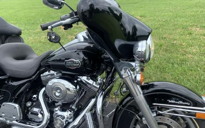 2008 Harley-Davidson® FLHTCU - Ultra Classic® Electra Glide®