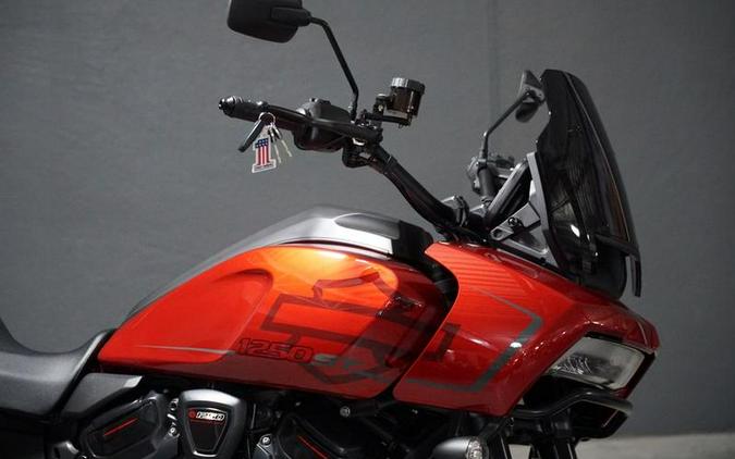2025 Harley-Davidson® RA1250ST - Pan America® 1250 ST