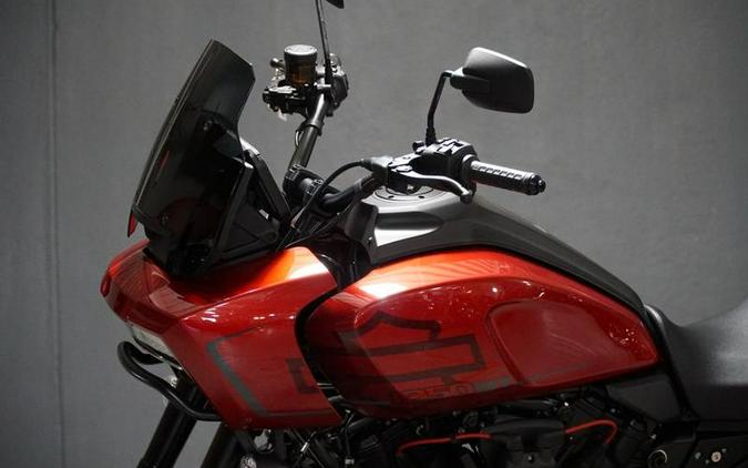 2025 Harley-Davidson® RA1250ST - Pan America® 1250 ST