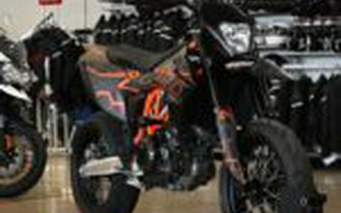 2023 KTM 690 SMC R