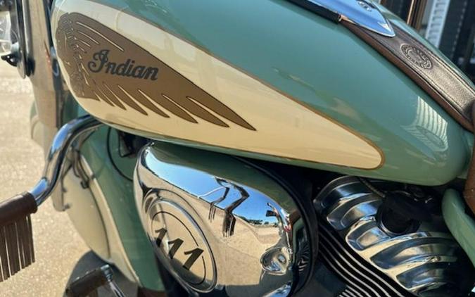 2015 Indian Motorcycle® Chief® Vintage Willow Green/Ivory Cream