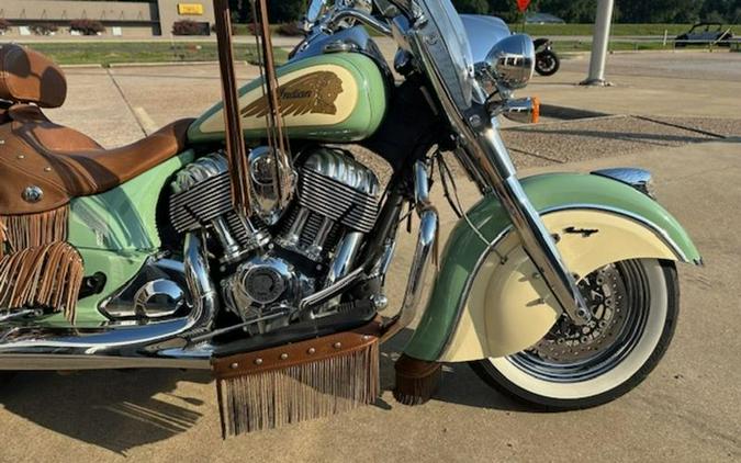 2015 Indian Motorcycle® Chief® Vintage Willow Green/Ivory Cream