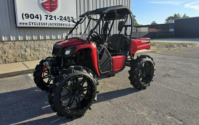 2025 Honda Pioneer 520