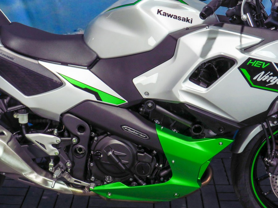 2024 Kawasaki Ninja® 7 Hybrid ABS