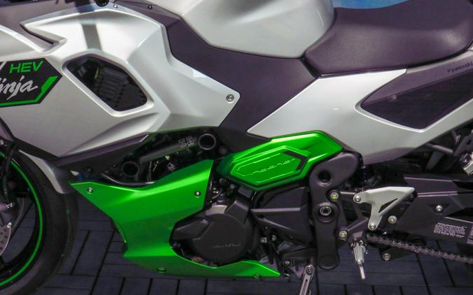 2024 Kawasaki Ninja® 7 Hybrid ABS