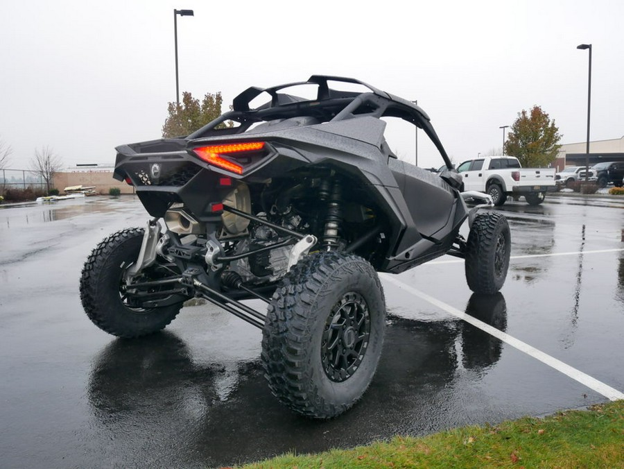 2024 Can-Am™ Maverick R X rs