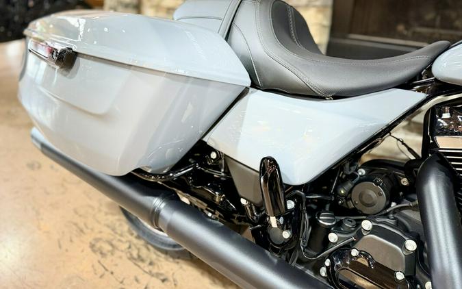 2026 FLTRX - Road Glide
