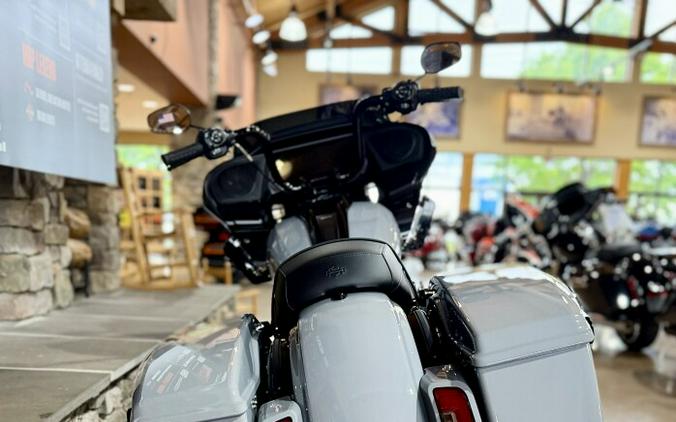2026 FLTRX - Road Glide