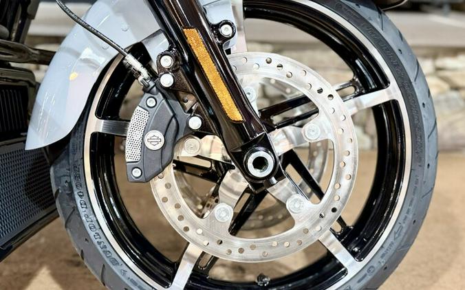 2026 FLTRX - Road Glide