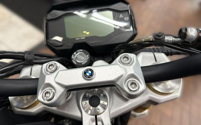 2022 BMW G 310 R