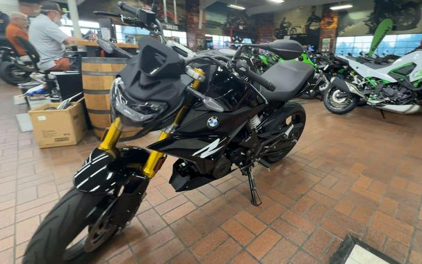 2022 BMW G 310 R