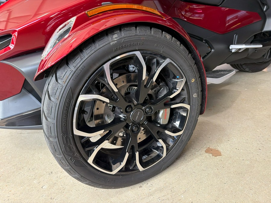 2025 Can-Am Spyder RT Sea-to-Sky