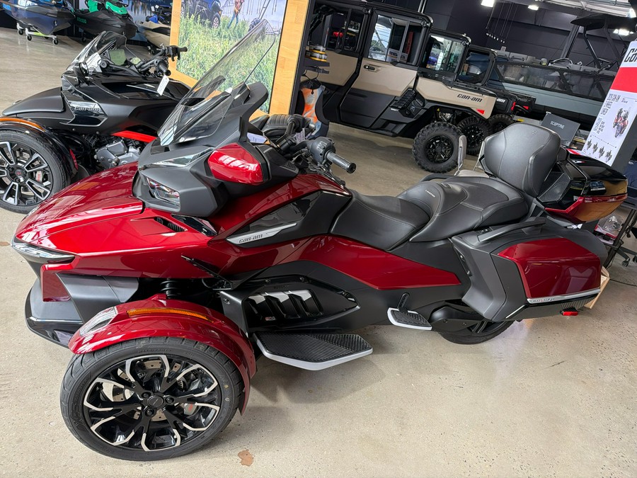 2025 Can-Am Spyder RT Sea-to-Sky