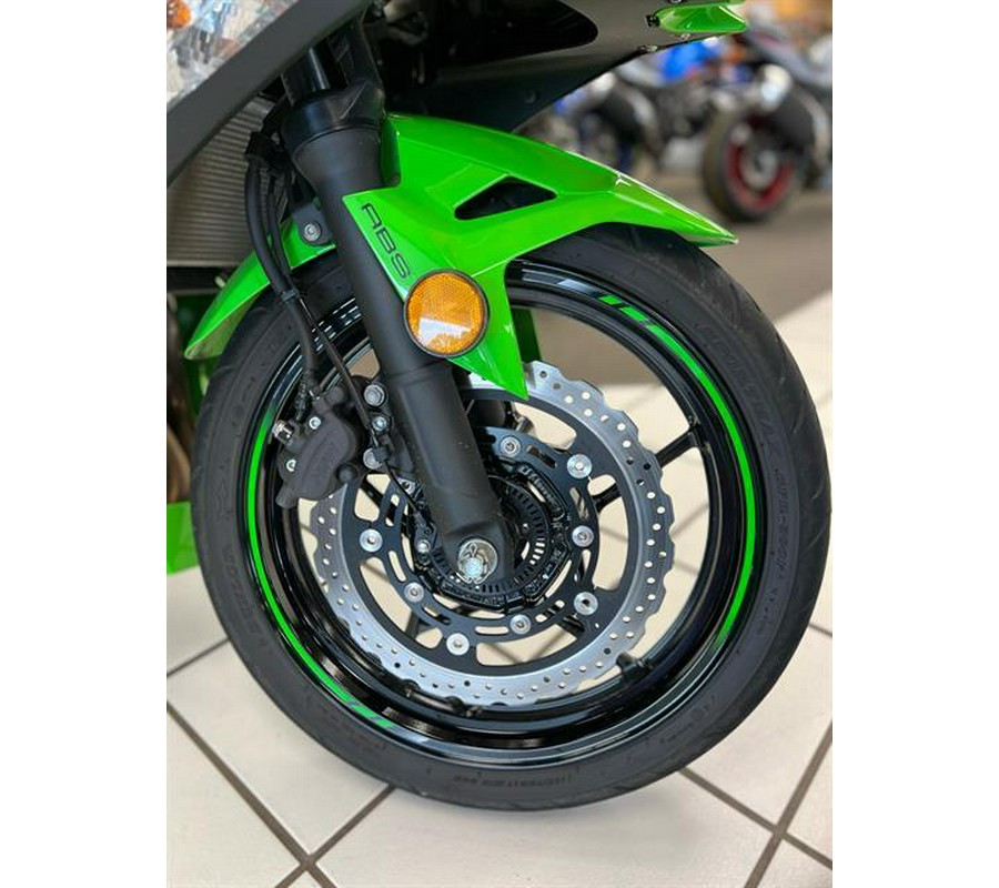 2023 Kawasaki Ninja 400 ABS KRT Edition